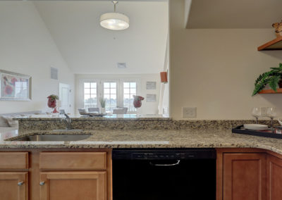 Lancaster apartment kitchen with granite counter tops at The Lofts at Worthington